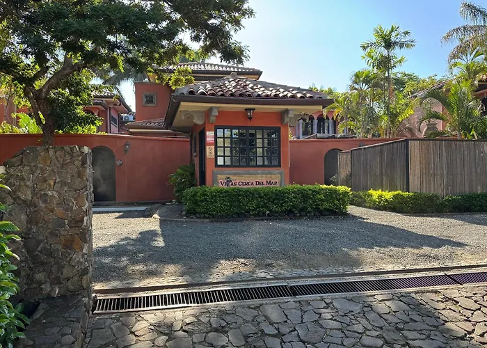 Luxury With Access And A Private Pool